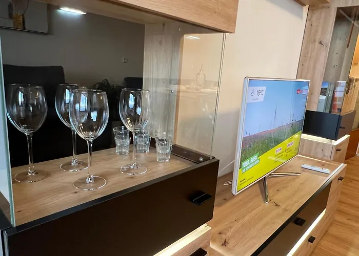 Apartament Gerlitzen, Kanzelhoehe, Ueber Den Wolken, Haus Enzian *